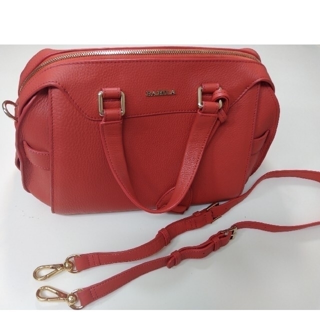 【美品】BABILA 香港のバック＆靴ブランドの２wayバッグ　素敵な赤色です！ レディースのバッグ(ハンドバッグ)の商品写真