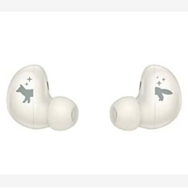 MAISON KITSUNE'(メゾンキツネ)のgalaxy buds2 メゾンキツネ　限定モデル スマホ/家電/カメラのオーディオ機器(ヘッドフォン/イヤフォン)の商品写真