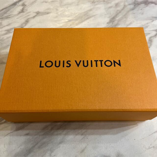 LOUIS VUITTON(ルイヴィトン)のルイヴィトン 空箱 マグネットタイプ レディースのバッグ(ショップ袋)の商品写真