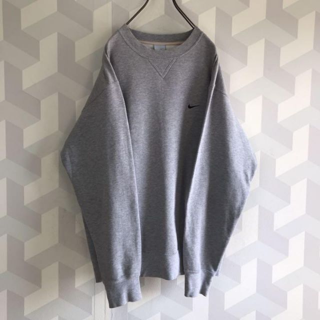 NIKE - 【ナイキ】Lサイズ 定番 刺繍ロゴ スウェットトレーナー グレー