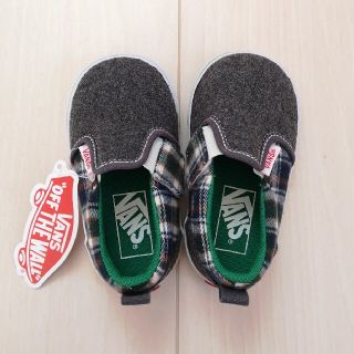 ヴァンズ(VANS)の【新品未使用】VANS　ベビースニーカー　スリッポン(スニーカー)