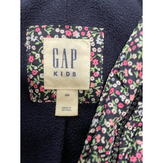 GAP Kids(ギャップキッズ)のGAP 子供用　ダウンジャケット キッズ/ベビー/マタニティのキッズ服女の子用(90cm~)(ジャケット/上着)の商品写真