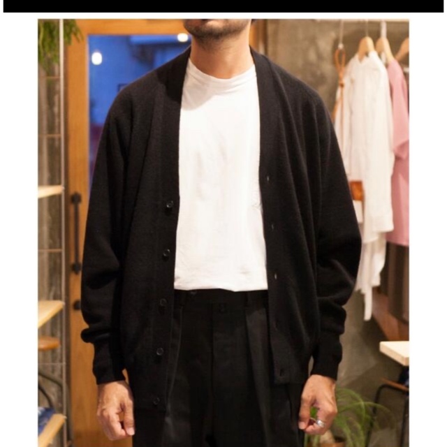 COMOLI(コモリ)のHERILL Whole garment cashmere cardigan メンズのトップス(カーディガン)の商品写真