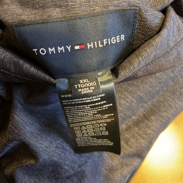 TOMMY HILFIGER(トミーヒルフィガー)のトミーヒルフィガー　リバーシブルジャケット メンズのジャケット/アウター(ナイロンジャケット)の商品写真