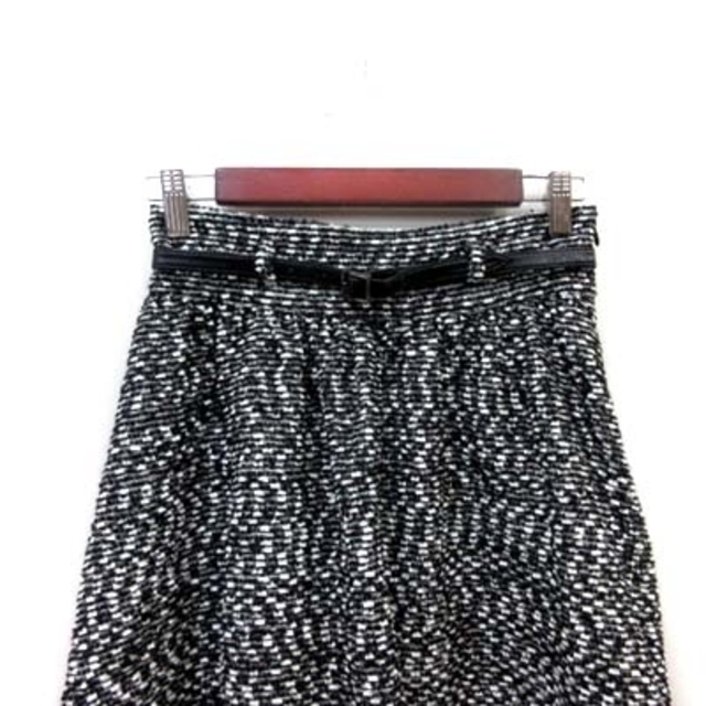 Spick and Span Noble(スピックアンドスパンノーブル)のスピック＆スパン ノーブル フレアスカート ギャザー ひざ丈 ツイード 36 黒 レディースのスカート(ひざ丈スカート)の商品写真