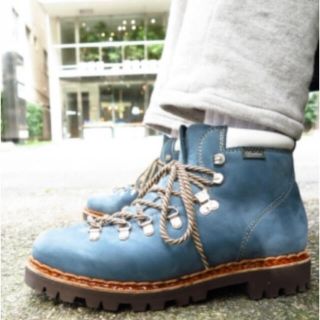 Para Boots/and wander AVORIAZ U.K. 7