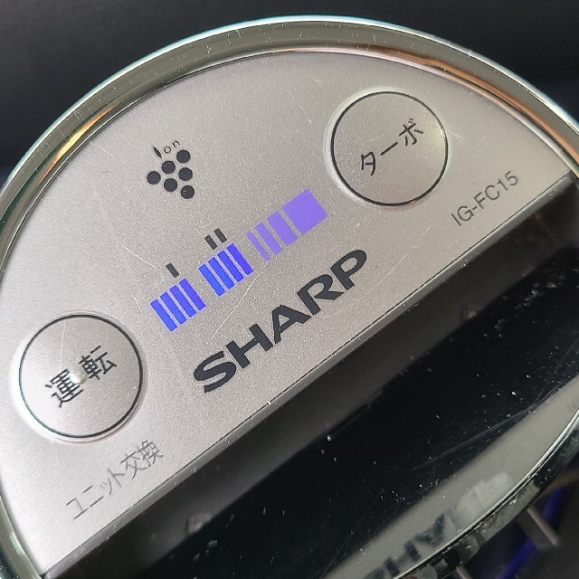 SHARP(シャープ)のシャープ イオン発生機 車載用 プラズマクラスター搭載 自動車/バイクの自動車(車内アクセサリ)の商品写真