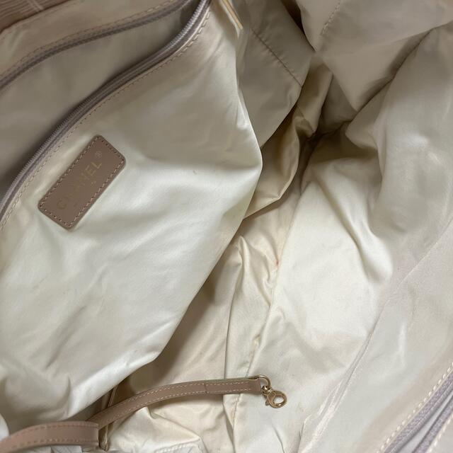 CHANEL(シャネル)のシャネル　トラベルライントートバッグ　ベージュ レディースのバッグ(トートバッグ)の商品写真