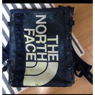 ザノースフェイス(THE NORTH FACE)のTHE NORTH FACE ヒューズボックス　コスミックブルー　総柄(バッグパック/リュック)