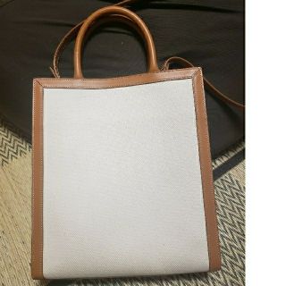 celine - ねこ様専用 セリーヌ スモールバーティカルカバの通販 by た