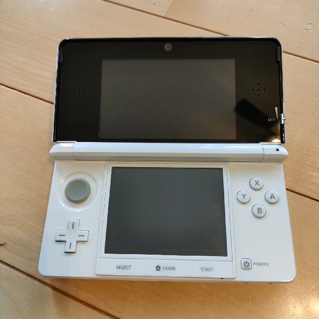 【極美品】ニンテンドー3DS アイスホワイト