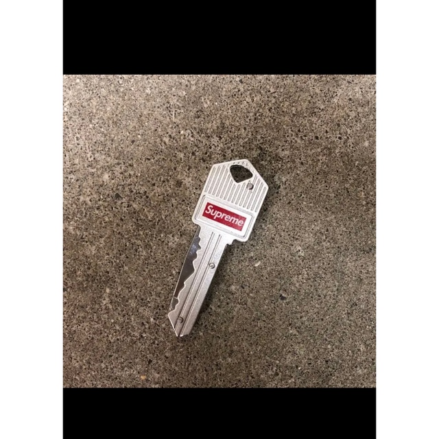 Supreme(シュプリーム)のsupreme 17SS Key Knife  メンズのファッション小物(キーホルダー)の商品写真