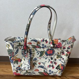 トリーバーチ 刺繍花柄トート-