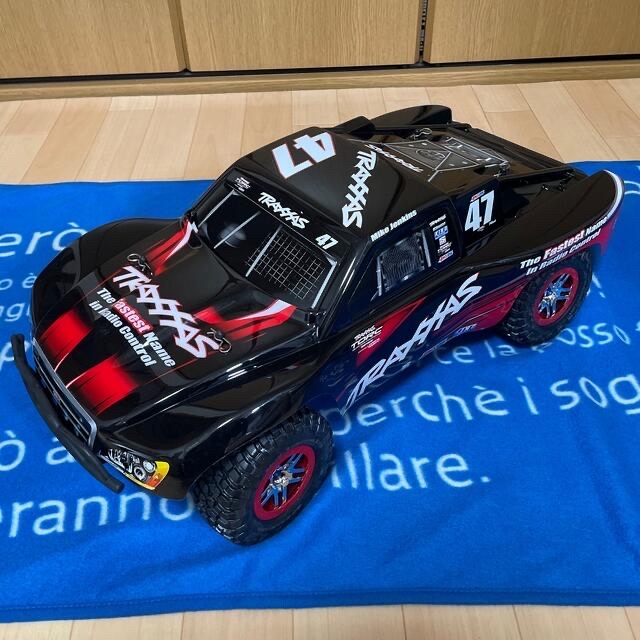 TRAXXAS SLASH 4X4 ULTIMATEホビーラジコン