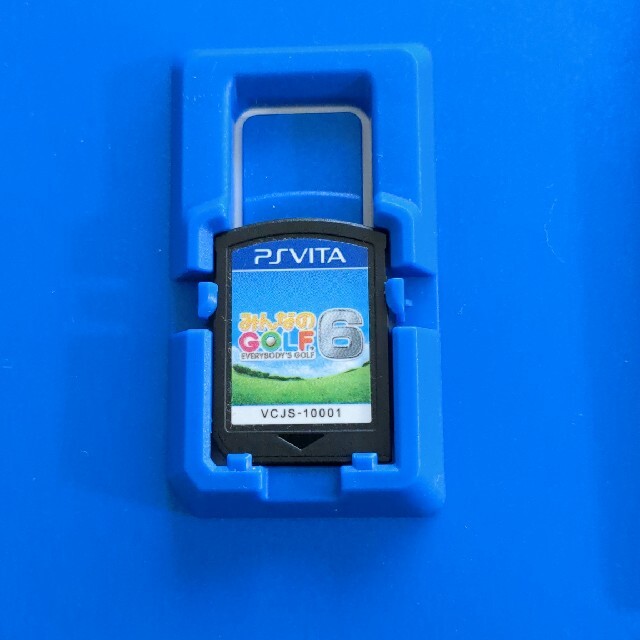 PlayStation Vita(プレイステーションヴィータ)のPlayStationVITA PHC2000 PSvita ソフト2本付き エンタメ/ホビーのゲームソフト/ゲーム機本体(携帯用ゲーム機本体)の商品写真