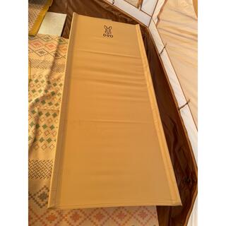 DOD ワイドキャンピングベッド （タンカラー）x2(寝袋/寝具)