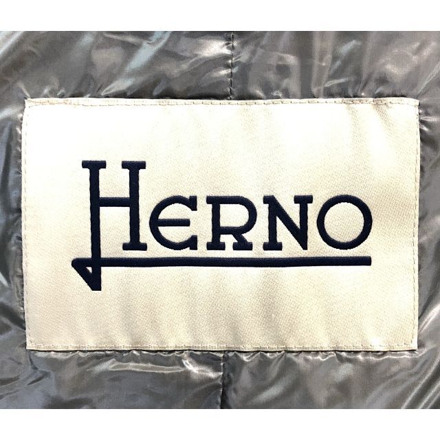 HERNO(ヘルノ)のヘルノ ツイードプリント七分袖ダウンジャケット【超美品】 レディースのジャケット/アウター(ダウンコート)の商品写真