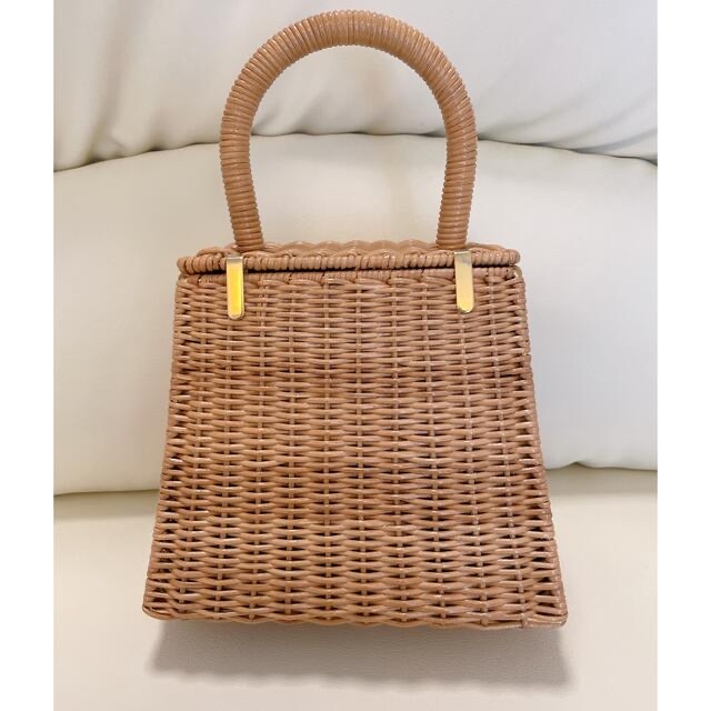 無料配達 Salvatore Ferragamo - フェラガモ かごバッグ かごバッグ