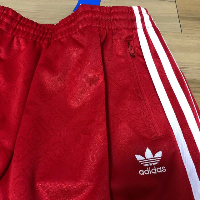 Original(オリジナル)の専用8,789円《新品》adidas Originals 総柄 トラックパンツ レディースのパンツ(その他)の商品写真