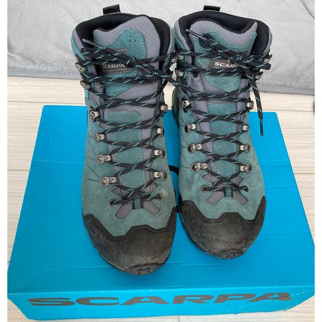 SCARPA(スカルパ)のSCARPA 登山靴　レディース25.5cm スポーツ/アウトドアのアウトドア(登山用品)の商品写真