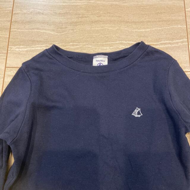 PETIT BATEAU(プチバトー)のプチバトー 100 カットソー　ロンT 長袖 キッズ/ベビー/マタニティのキッズ服男の子用(90cm~)(Tシャツ/カットソー)の商品写真