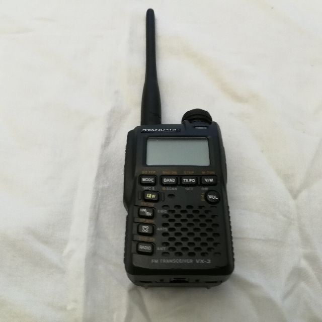 エンタメ/ホビーYAESU VX-3 ハンディトランシーバー