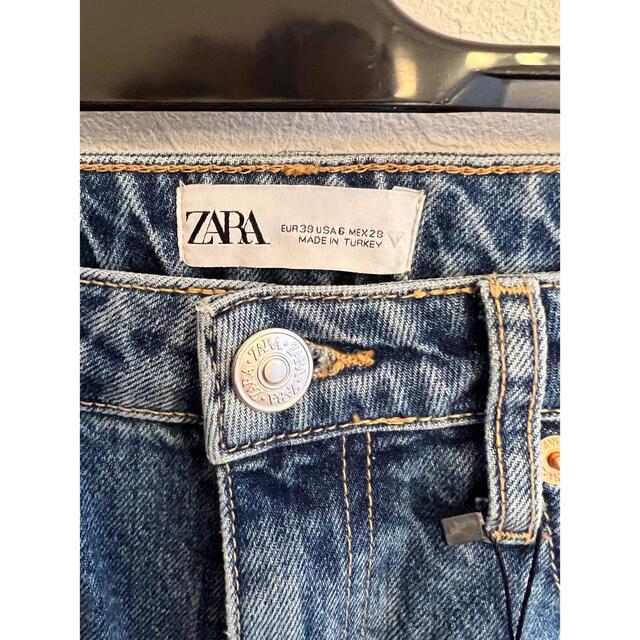 ZARA(ザラ)のsachi様専用　ZARA  ストレートデニム レディースのパンツ(デニム/ジーンズ)の商品写真