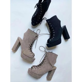 アンビー(ENVYM)のENVYM レースアップBOOTIE ショートブーツ ブーツ (ブーツ)