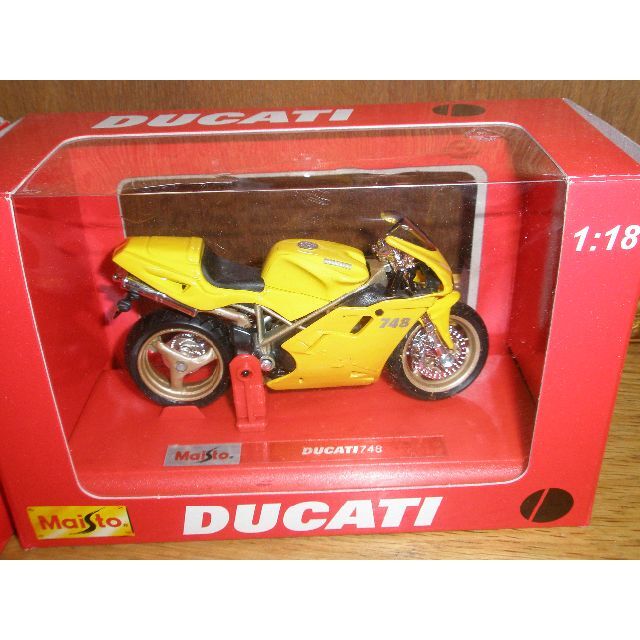 Ducati(ドゥカティ)のドゥカティ・コレクション　1/18スケール　マイスト製　DUCATI　5台組 エンタメ/ホビーのおもちゃ/ぬいぐるみ(ミニカー)の商品写真