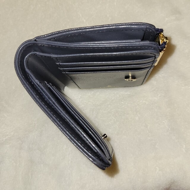 LANVIN en Bleu(ランバンオンブルー)のランバンオンブルー 二つ折り財布　ネイビー メンズのファッション小物(折り財布)の商品写真