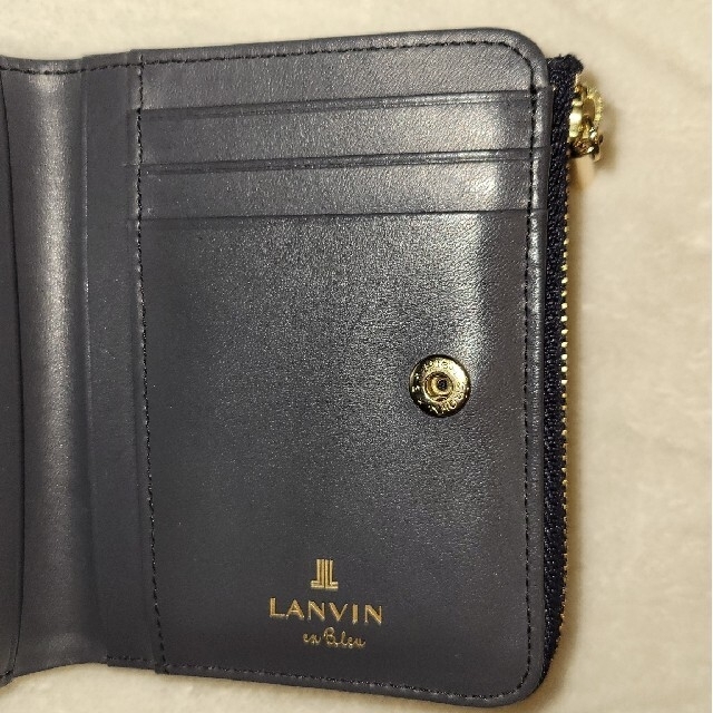 LANVIN en Bleu(ランバンオンブルー)のランバンオンブルー 二つ折り財布　ネイビー メンズのファッション小物(折り財布)の商品写真