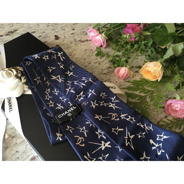 CHANEL - ☆正規品☆CHANEL☆スリムスカーフ☆シルク100%☆ブルー