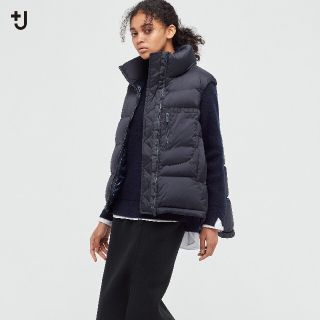 ユニクロ(UNIQLO)の【極美品】+J　ユニクロ　ジルサンダー　ダウンベスト(ダウンジャケット)