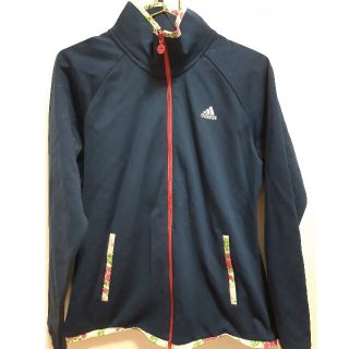 アディダス(adidas)のadidasジャンパー(ブルゾン)