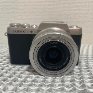 パナソニック(Panasonic)のPanasonic ミラーレス一眼カメラ DMC-GF7 DMC-GF7W-S(ミラーレス一眼)