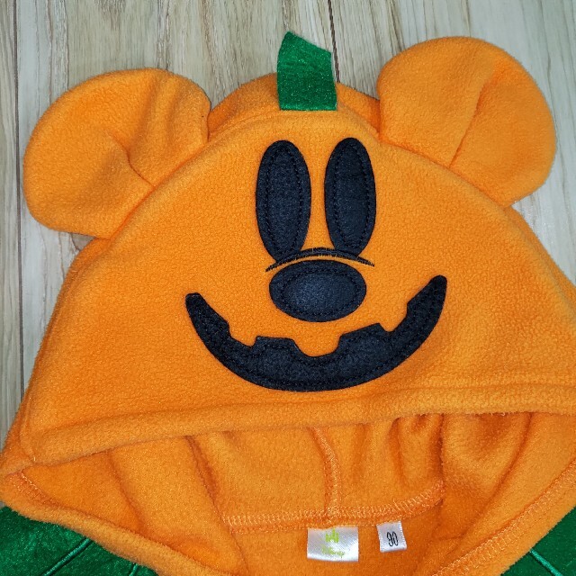 Disney(ディズニー)の［中古品］ハロウィン服　ディズニー　カボチャ　90サイズ エンタメ/ホビーのコスプレ(衣装)の商品写真