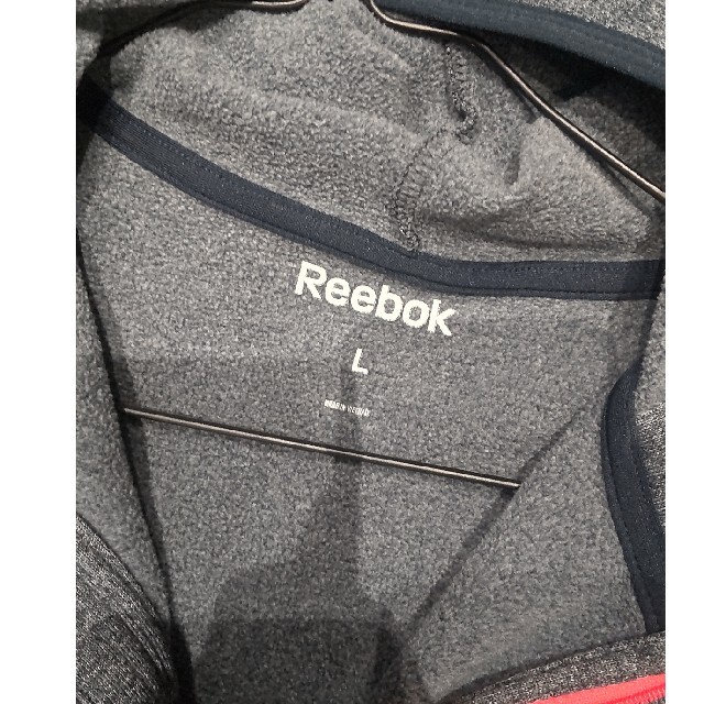 Reebok(リーボック)のReebok　パーカー レディースのトップス(パーカー)の商品写真