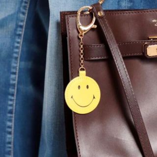 アパルトモンドゥーズィエムクラス(L'Appartement DEUXIEME CLASSE)の新品　SMILEY FACE キーケース(キーケース)