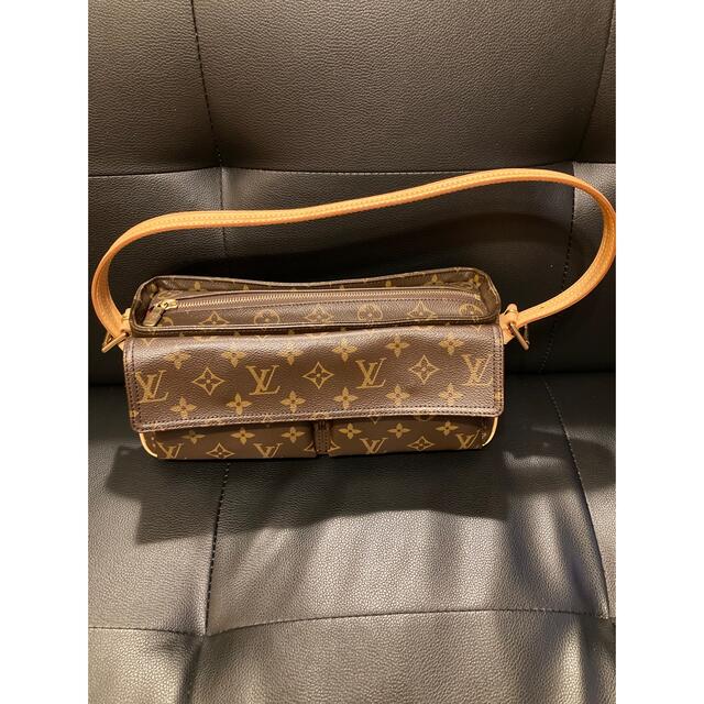 LOUIS VUITTON(ルイヴィトン)のキョン様専用LOUIS VUITTON ルイヴィトン ヴィバシテmm 美品 レディースのバッグ(ショルダーバッグ)の商品写真