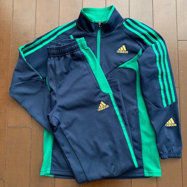 adidas(アディダス)のアディダス　adidas ジャージ　上下　男の子　150 CLIMALITE スポーツ/アウトドアのサッカー/フットサル(ウェア)の商品写真