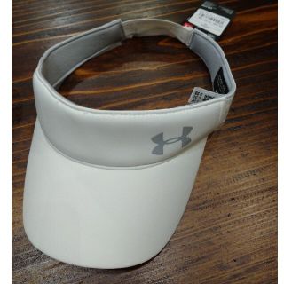 アンダーアーマー(UNDER ARMOUR)のアンダーアーマー　サンバイザー　レディース　新品(その他)