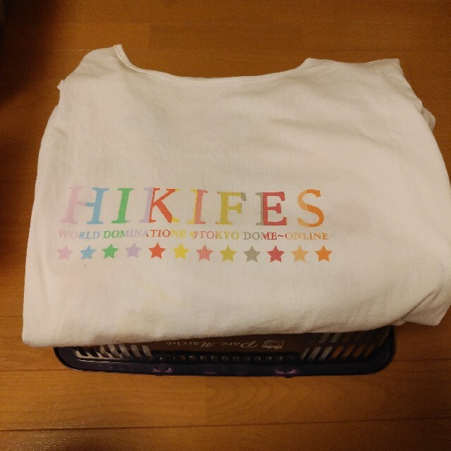 ひきこもりTシャツ レディースのトップス(Tシャツ(半袖/袖なし))の商品写真