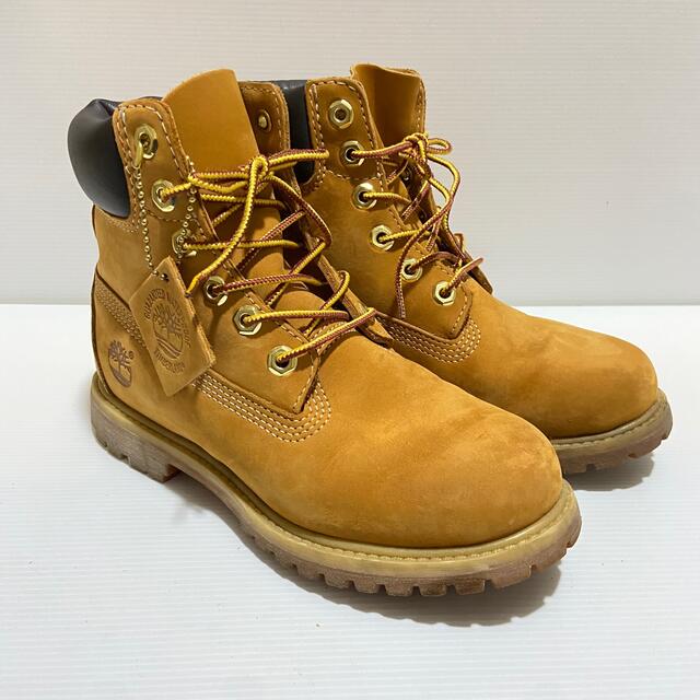 Timberland(ティンバーランド)のティンバーランド　10361 チャーム付き　22.5cm小さいサイズ レディースの靴/シューズ(ブーツ)の商品写真