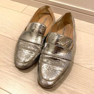 FABIO RUSCONI(ローファー/革靴 ・ シルバー/銀色系)のフリマ FABIO RUSCONI(ローファー/革靴 ・ シルバー/銀色系)のフリマ