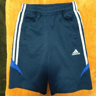 アディダス(adidas)の美品!『adidas アディダス 半ズボン140cm』(パンツ/スパッツ)