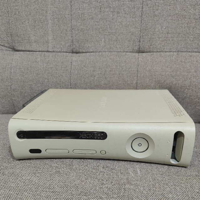 Xbox360(エックスボックス360)のXBOX360 20GB エンタメ/ホビーのゲームソフト/ゲーム機本体(家庭用ゲーム機本体)の商品写真