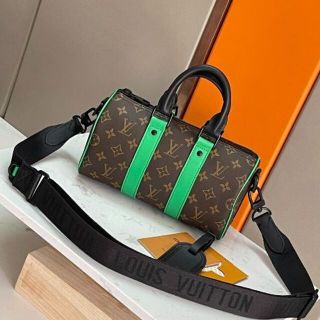 ヴィトン(LOUIS VUITTON) ミニ ショルダーバッグ(メンズ)の通販 100点 ヴィトン(LOUIS VUITTON) ミニ ショルダーバッグ(メンズ)の通販 100点