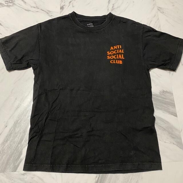 ANTI SOCIAL SOCIAL CLUB(アンチソーシャルソーシャルクラブ)の美品　ANTI SOCIAL SOCIAL CLUB Tシャツ メンズのトップス(Tシャツ/カットソー(半袖/袖なし))の商品写真