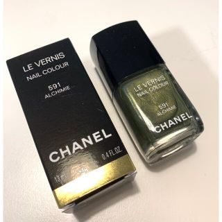 シャネル(CHANEL)のmasa様専用　新品　シャネル　ネイルカラー　ヴェルニ　591アルシミ(マニキュア)