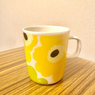 マリメッコ(marimekko)の【マリメッコ】マグカップ(グラス/カップ)